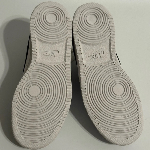 NWT Women’s Nike Court Vision Low Next Nature White / Black Size 5.5 - Picture 6 of 6